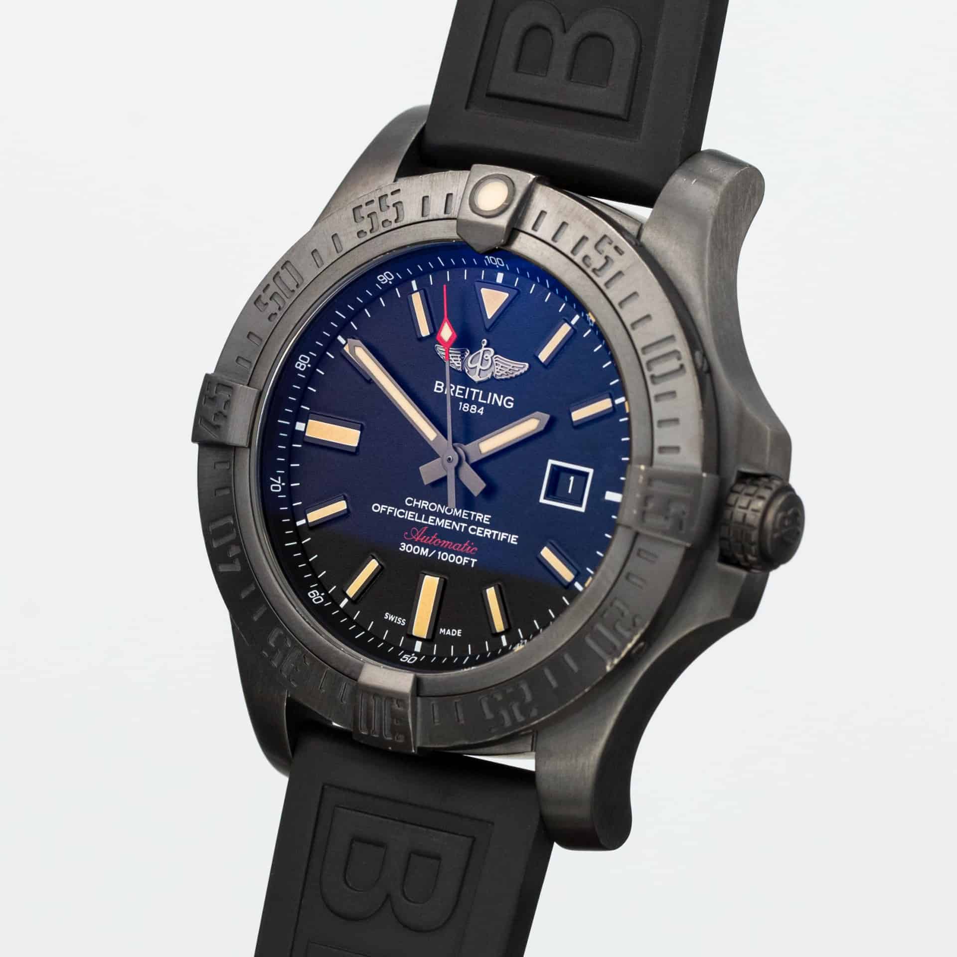 Breitling avenger 2 blackbird hot sale